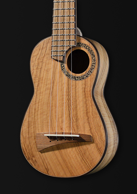 Guitar 003 by Matthieu Deltour